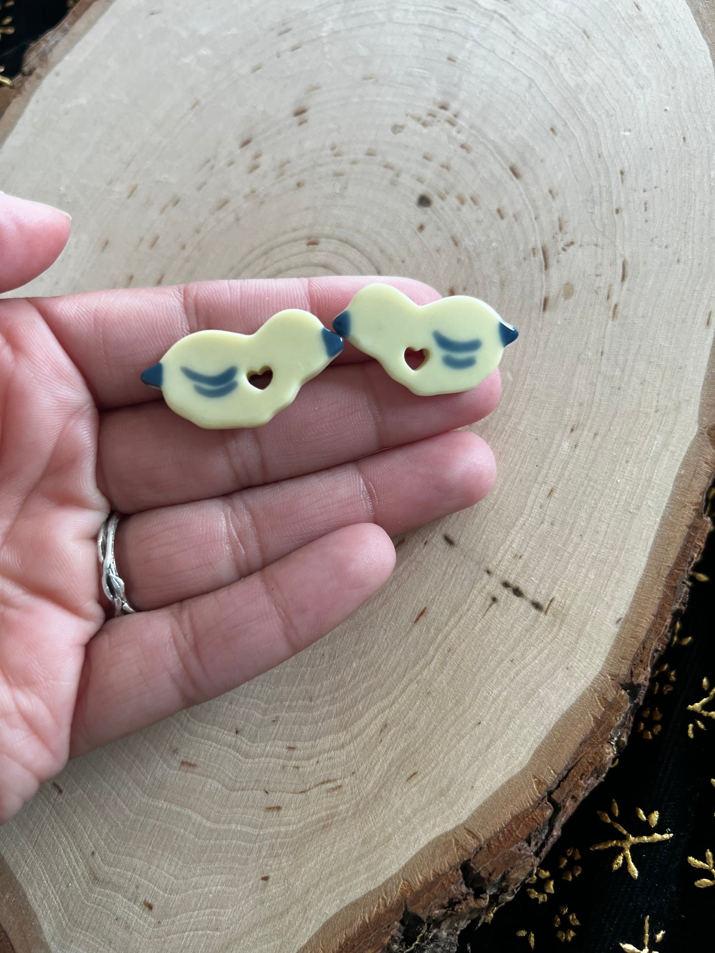 vintage stud earrings