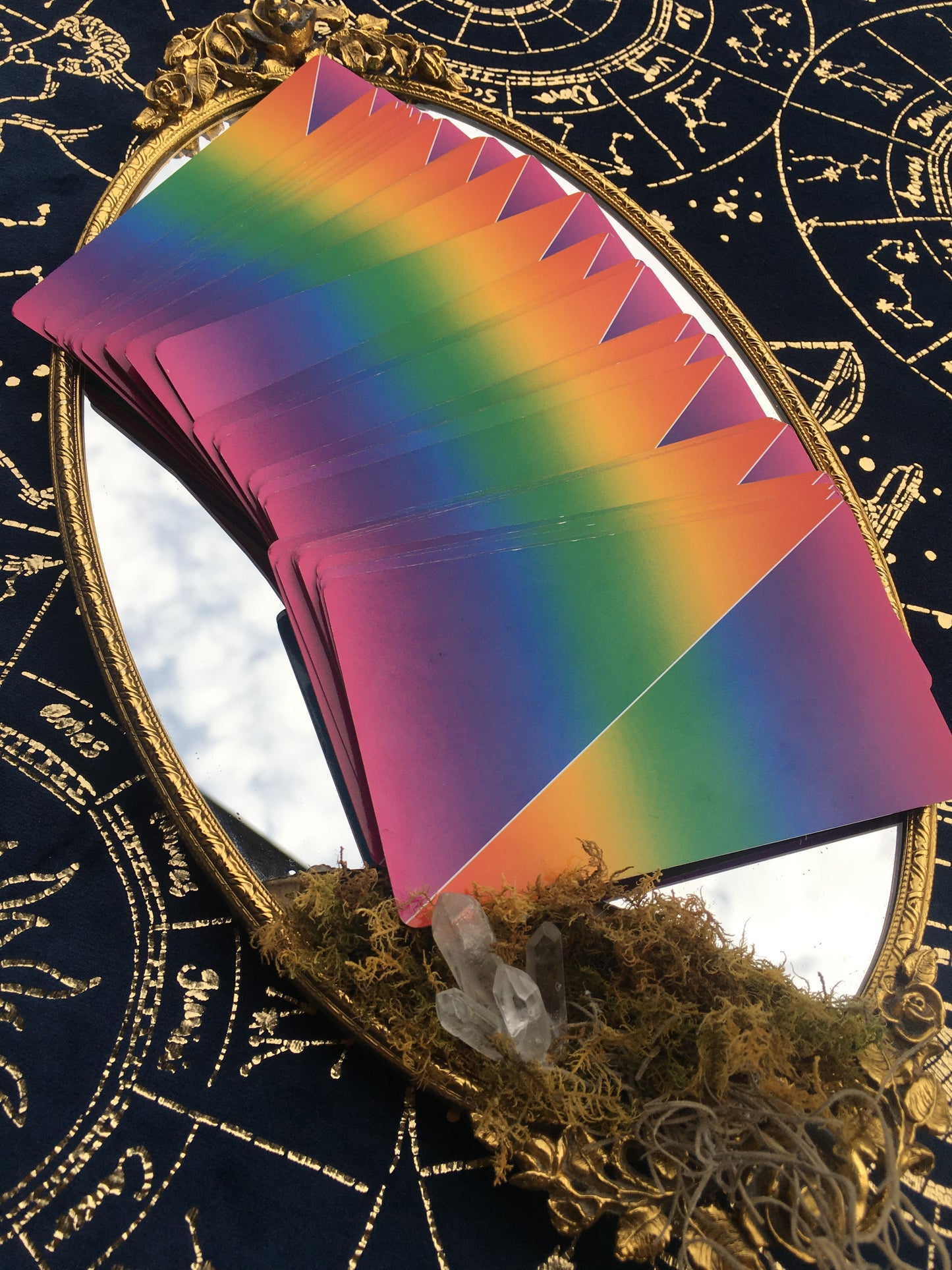 AUTUMN OUTLOOK: prism oracle poem readings with row