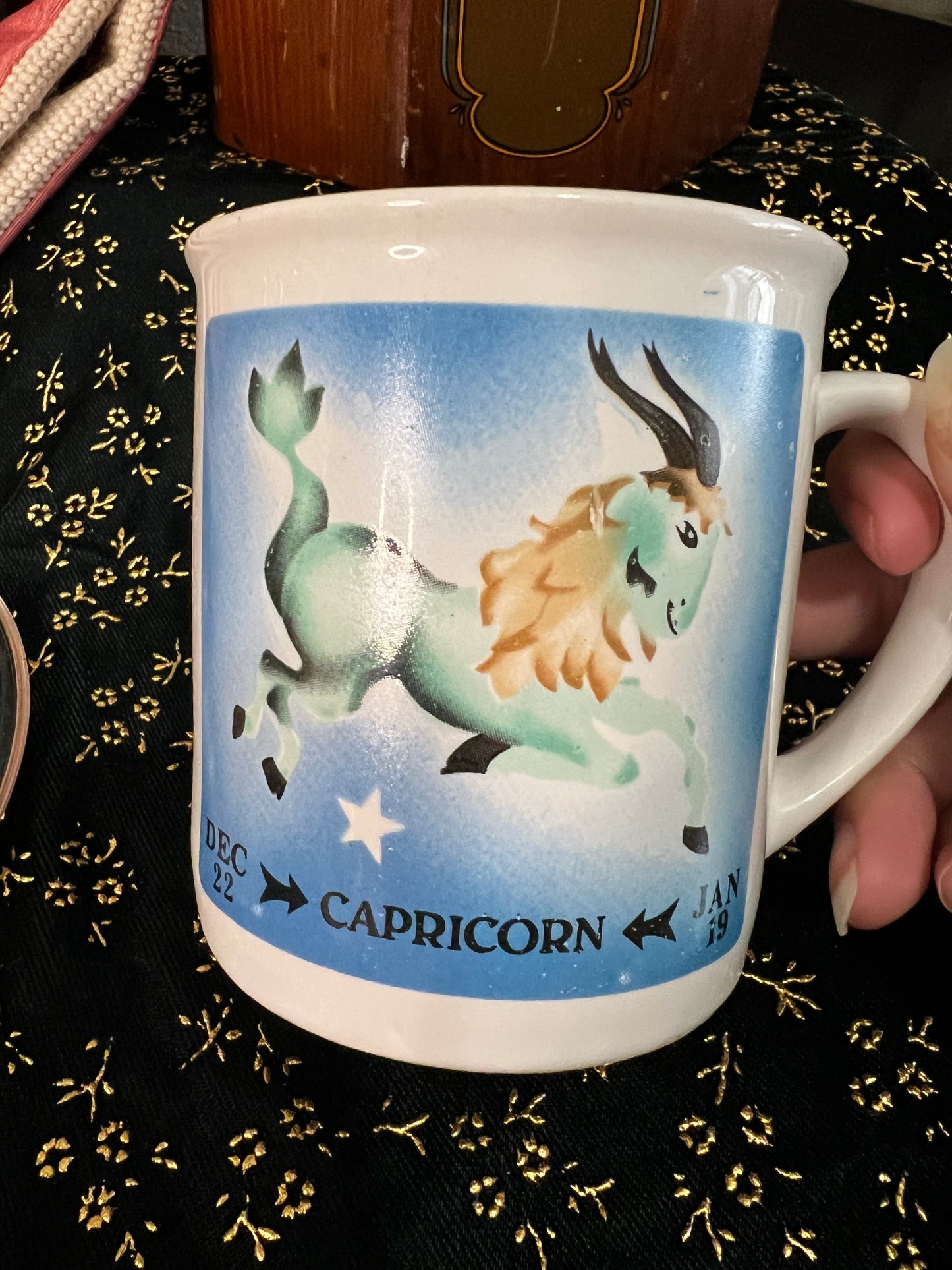 capricorn vintage mug