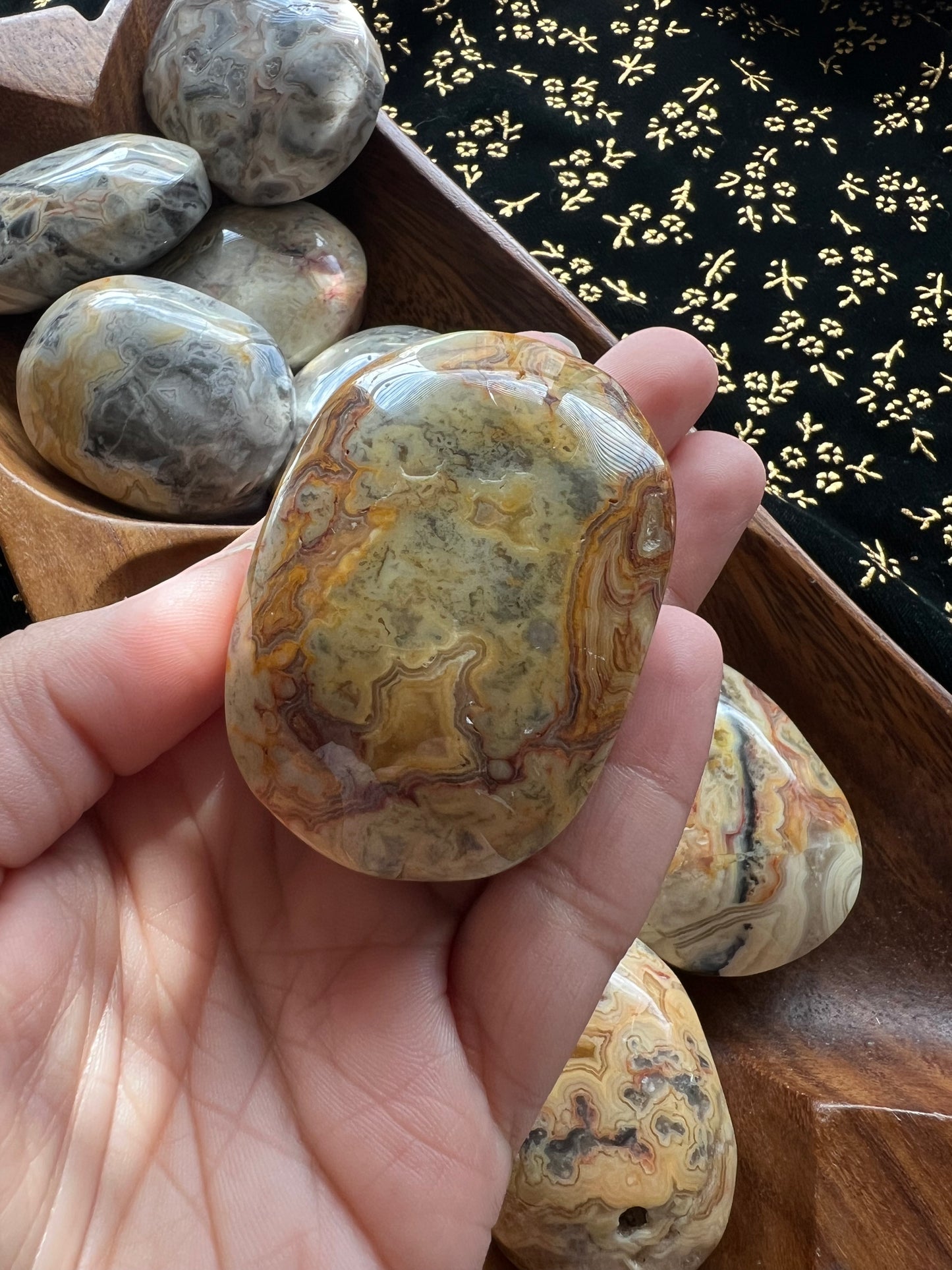 crazy lace agate palmstones