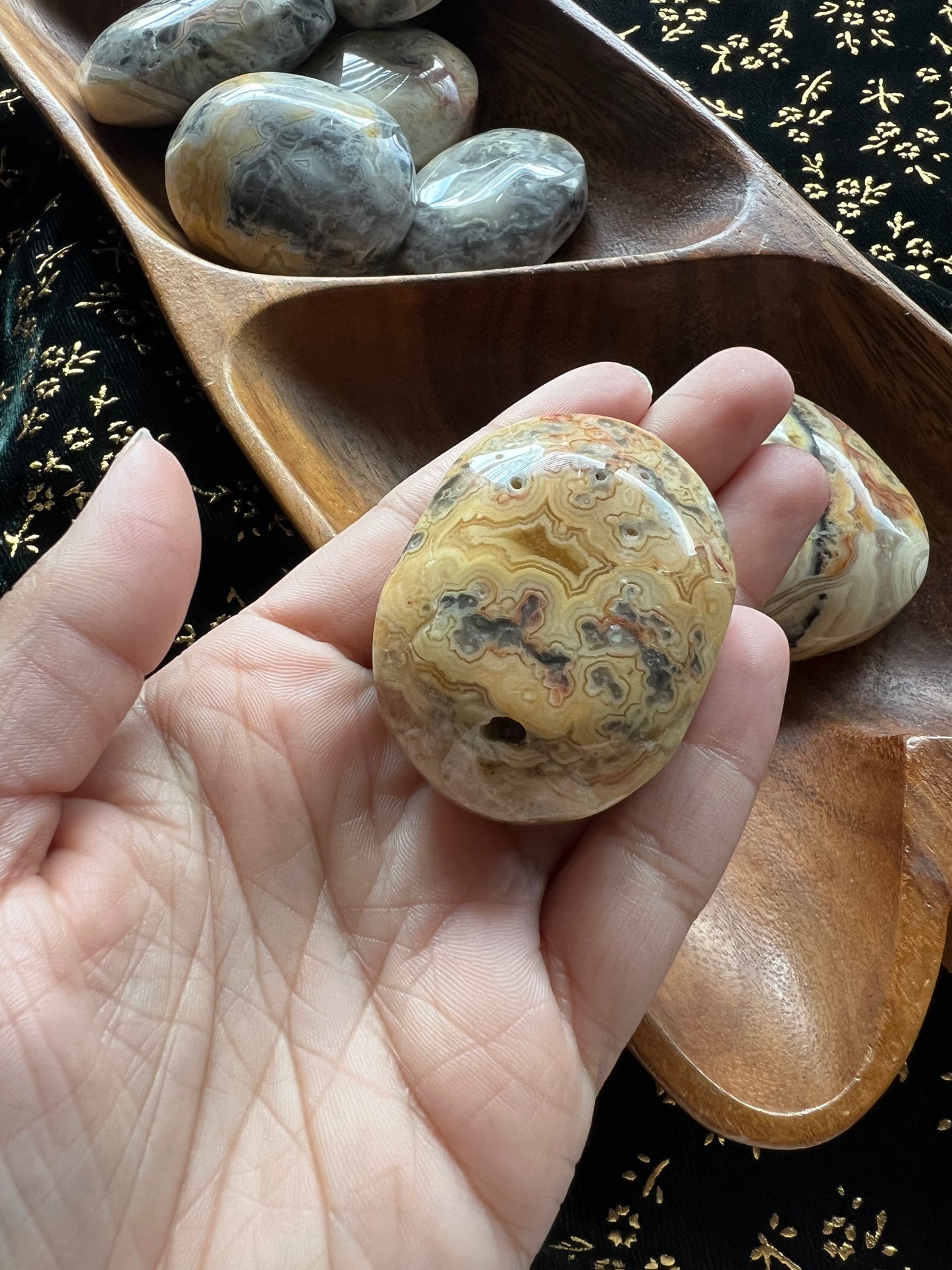 crazy lace agate palmstones