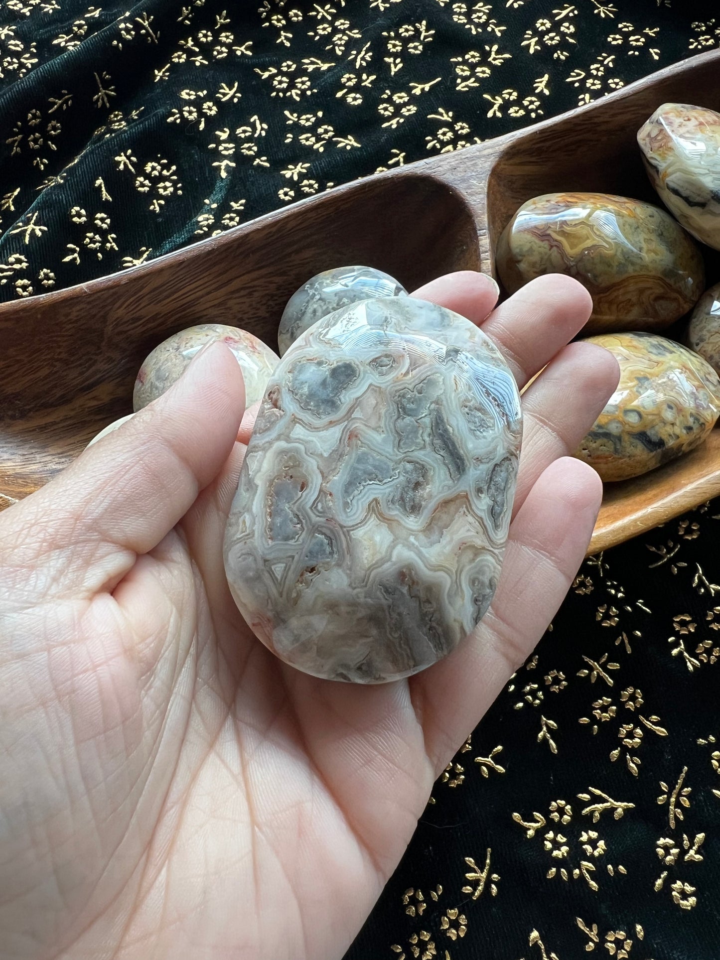 crazy lace agate palmstones