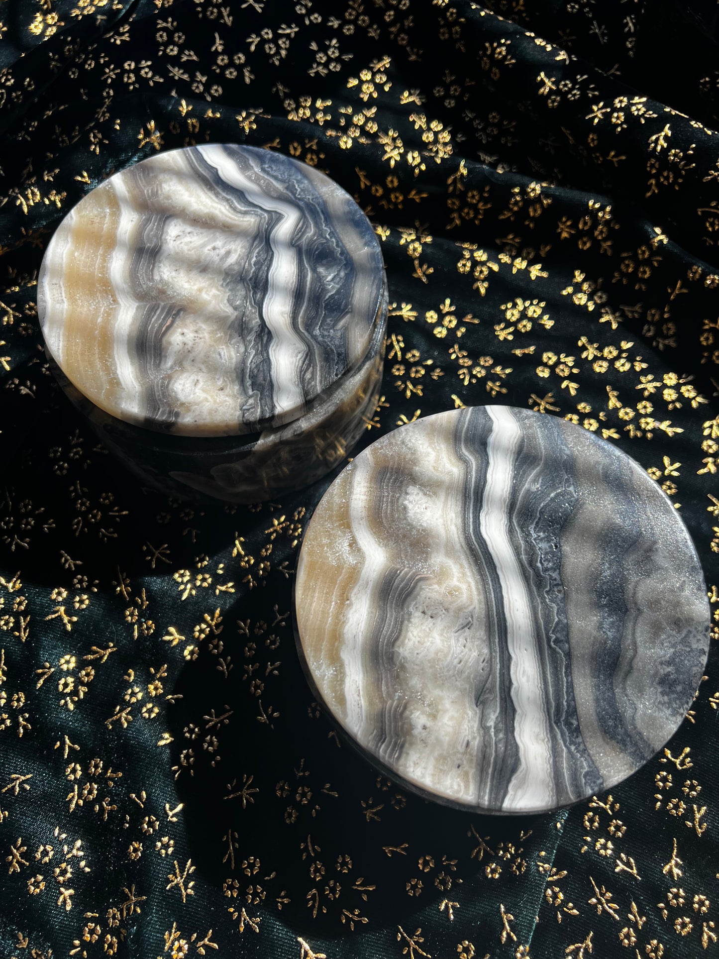 onyx jewelry boxes