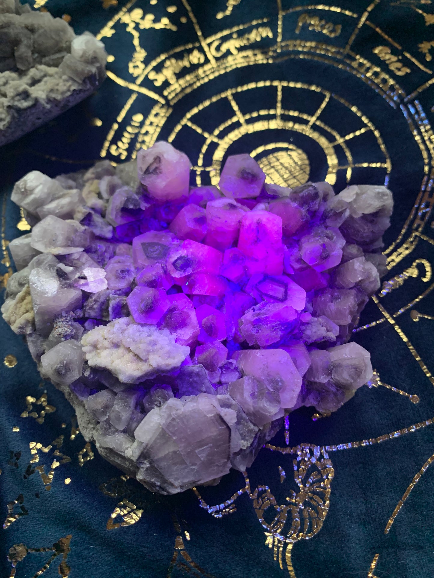 barrel calcite with sphalerite specimens (UV reactive)