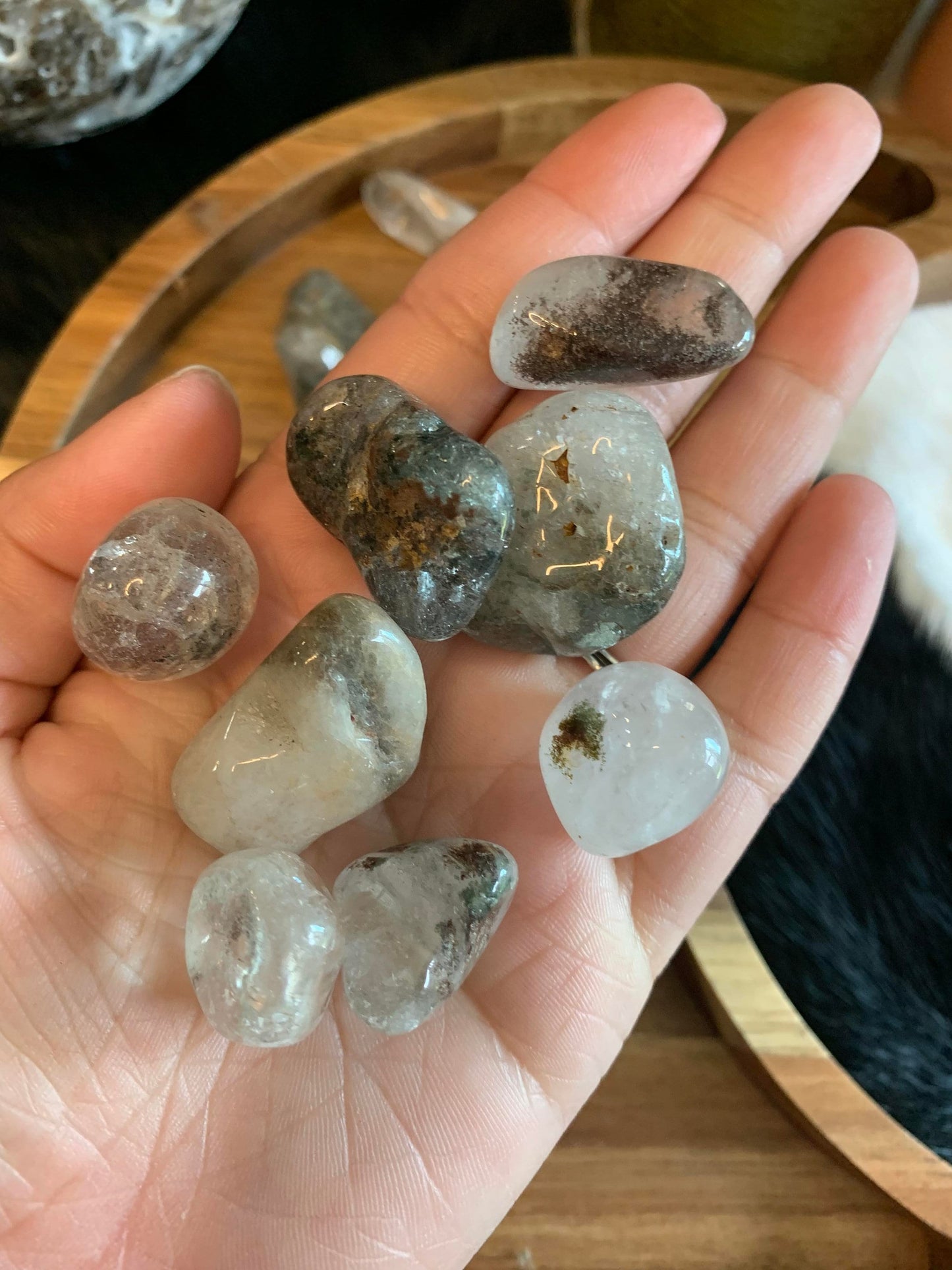 tumbled garden quartz