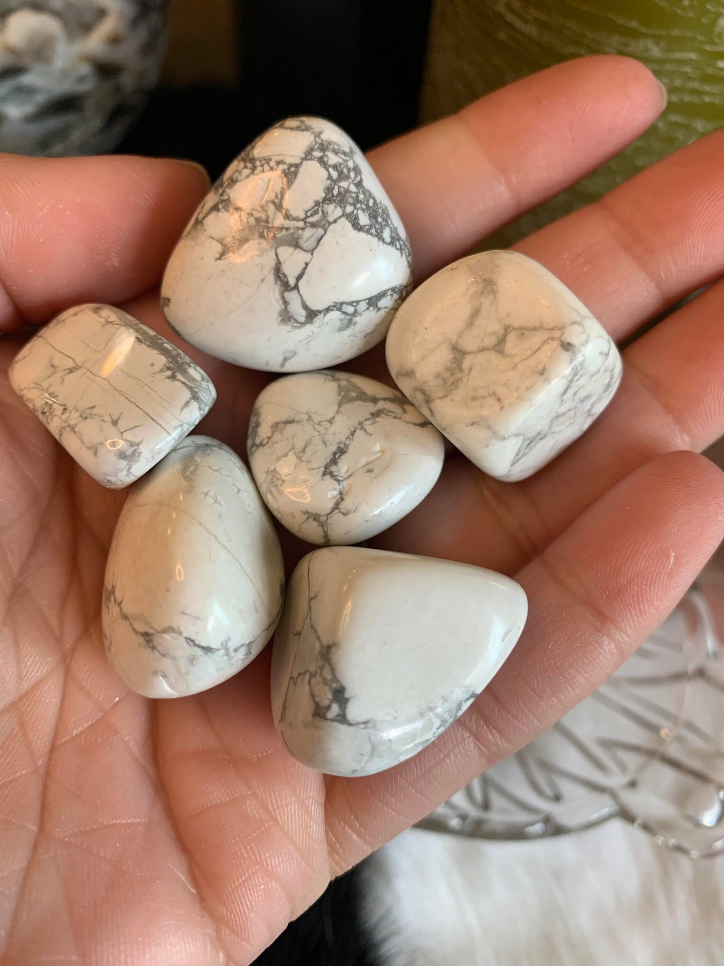 tumbled howlite