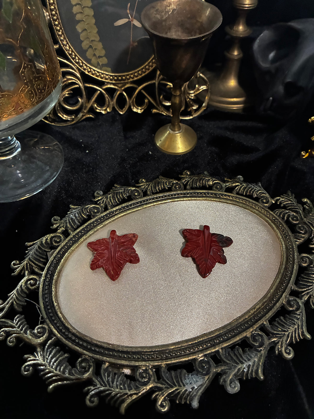 Red Jasper Leaves