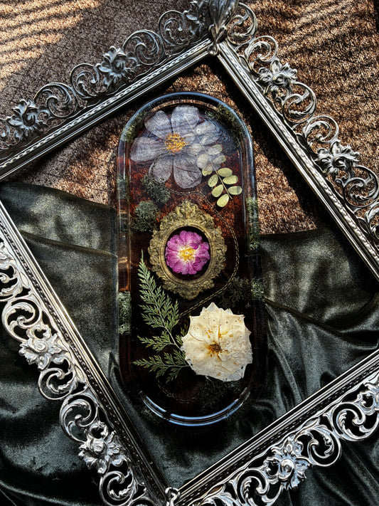 Unbound Meadows Tray