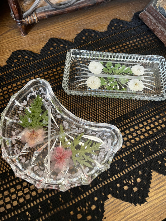 Resin Charging Trays