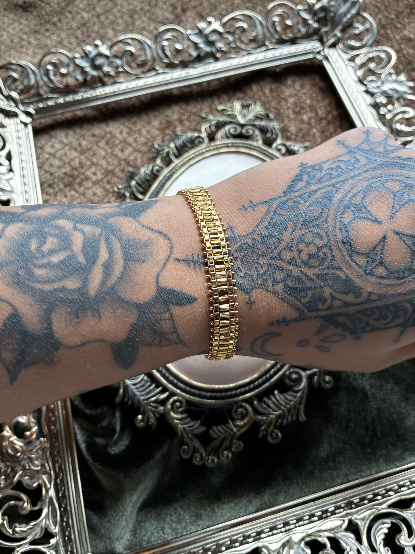 Gold Toned Bracelet