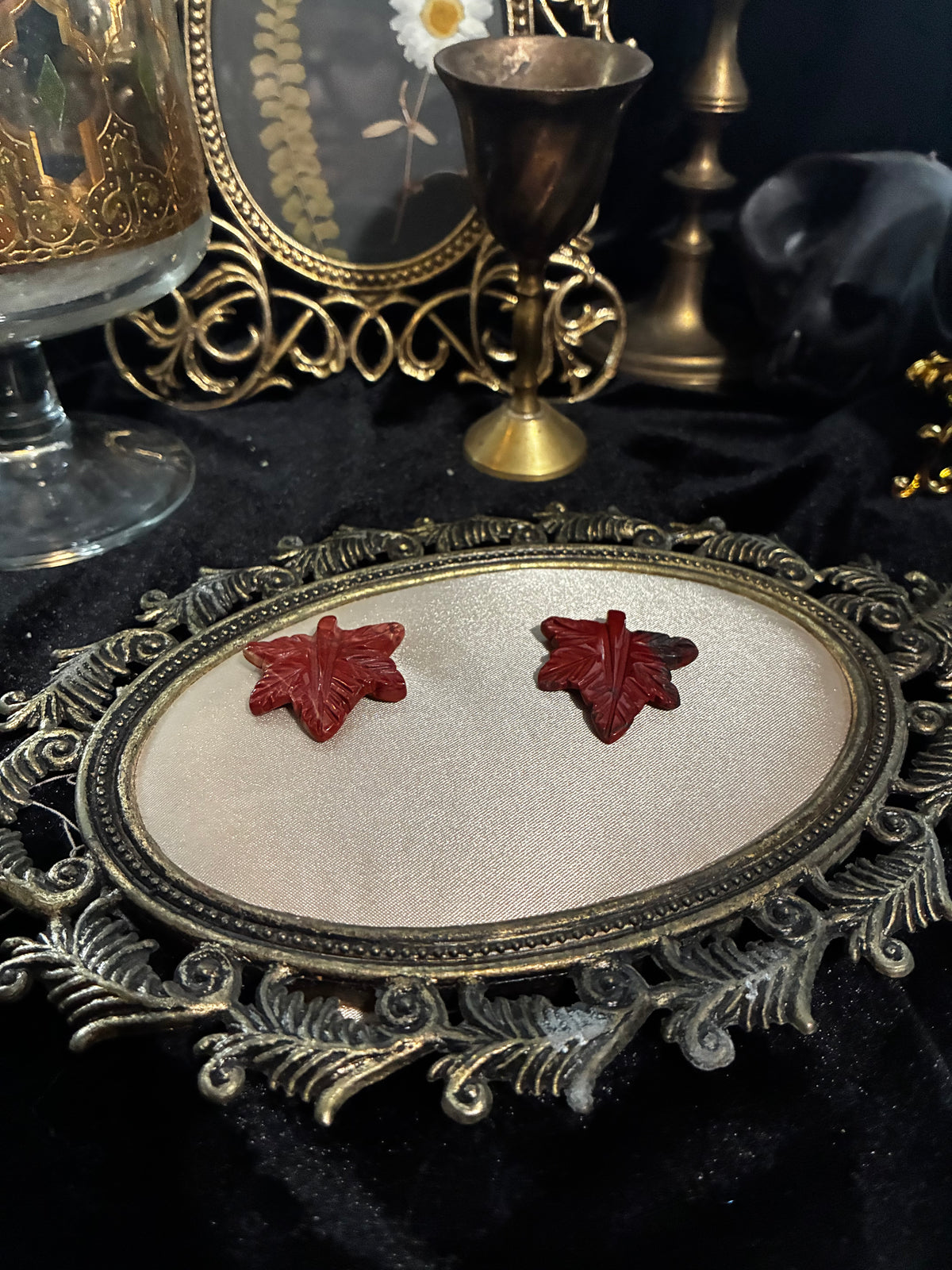 Red Jasper Leaves