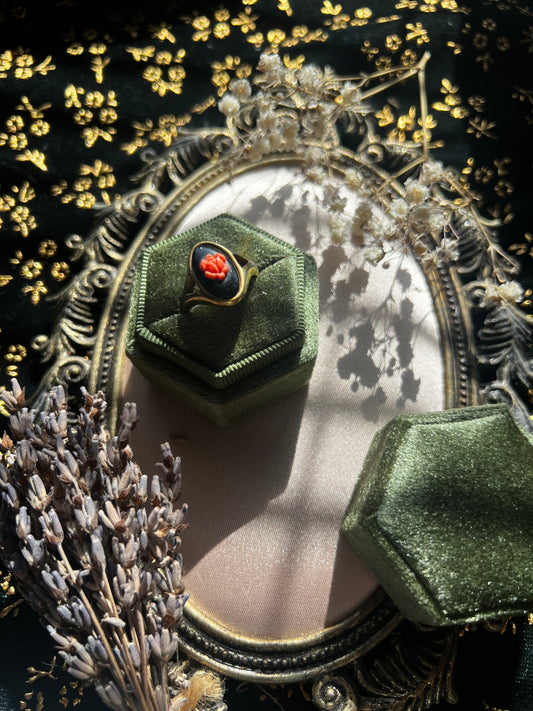 Avon Floral Gold Toned Ring