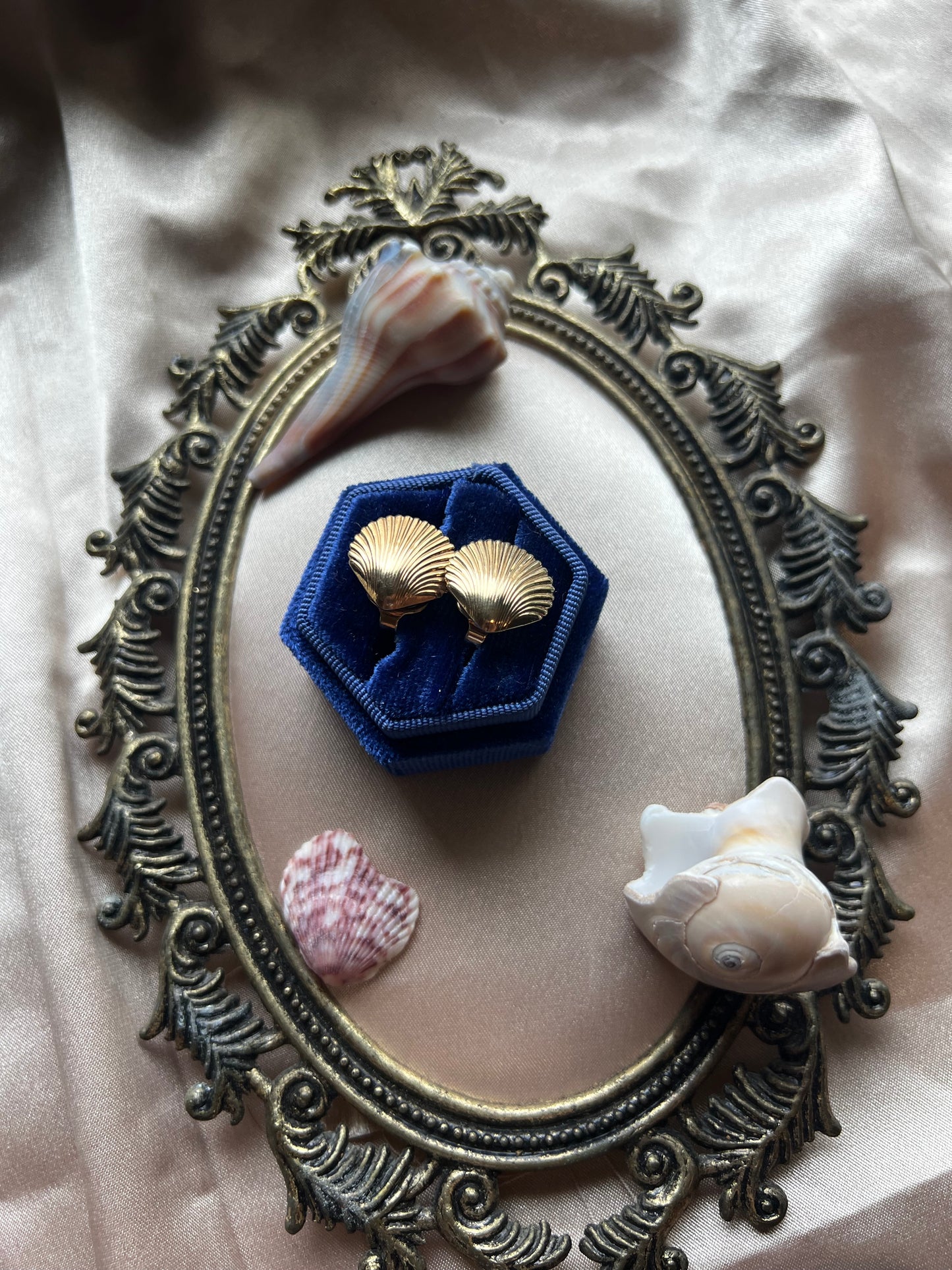 Gold Toned Sea Shell Clip on Earrings