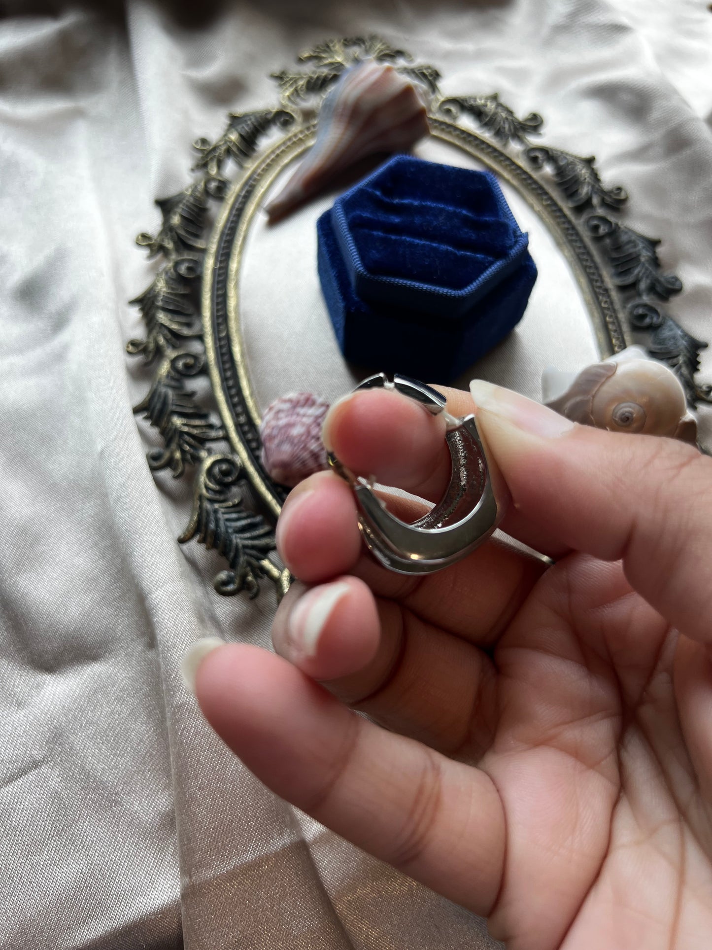 Silver Toned Stretchy Ring