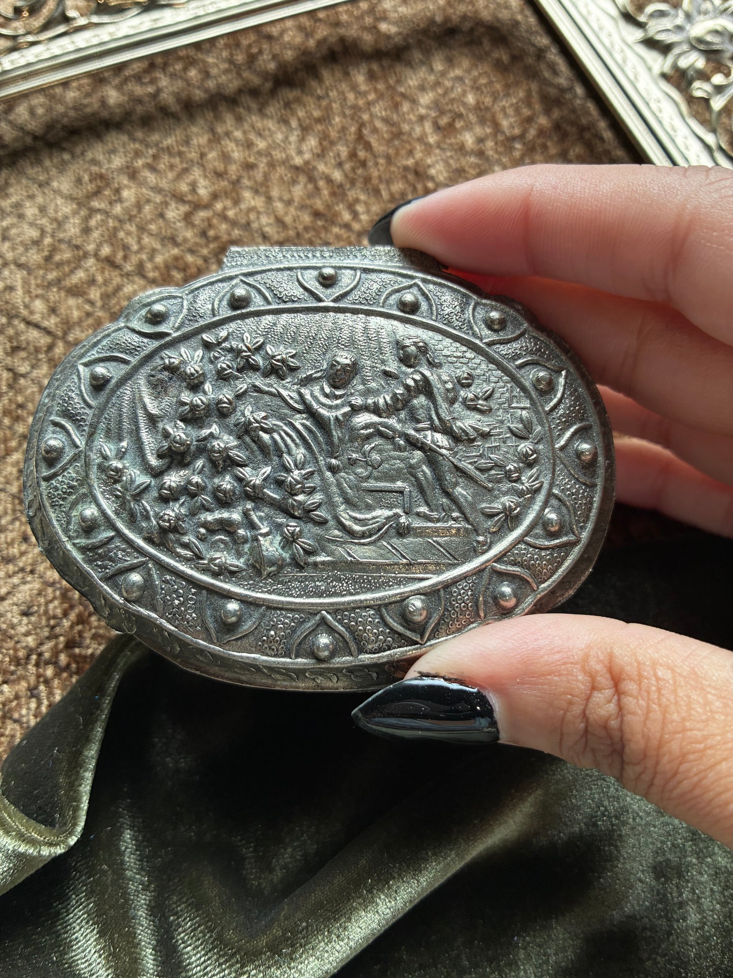 Vintage Small Silver Snuff Box