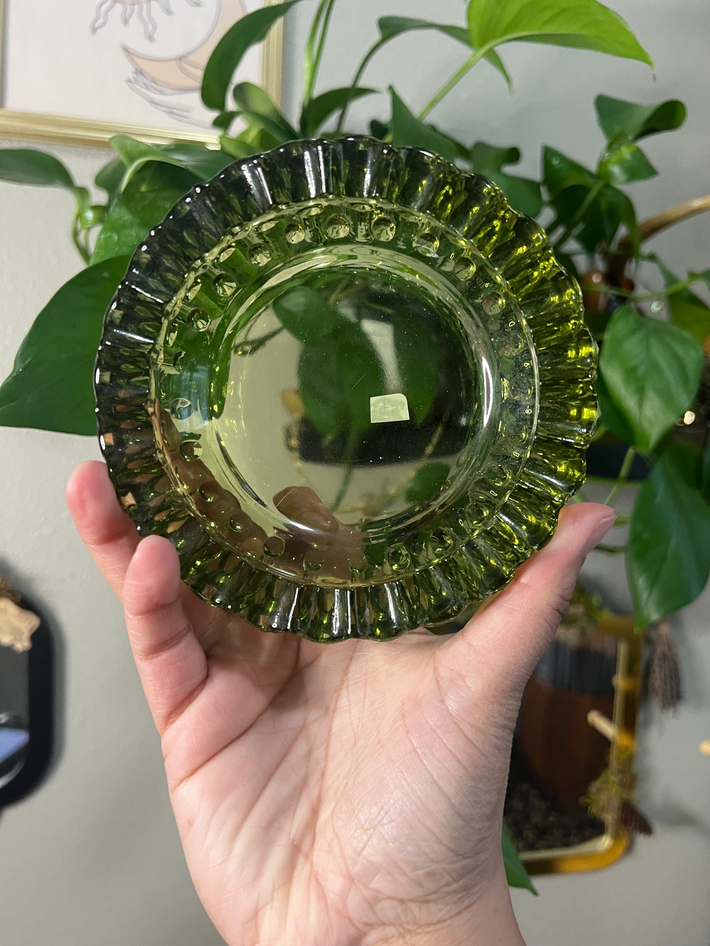 green ash tray dishes