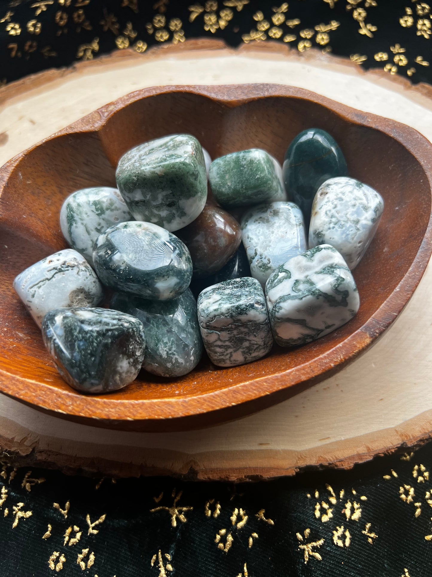 tumbled moss agate